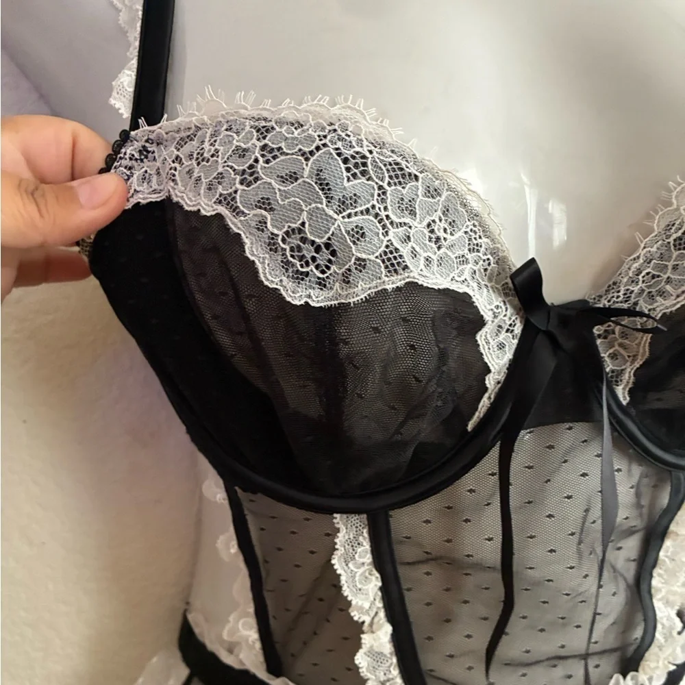 Victoria's Secret Black & White Lace Sheer French Maid Apron Lingerie L
